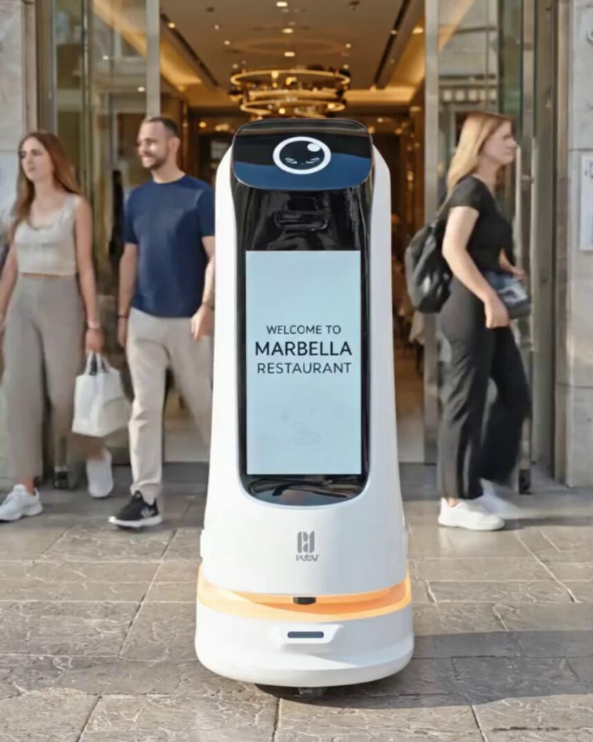 Sensus Intelligence - video tech agencia IA - Robot Kettybot